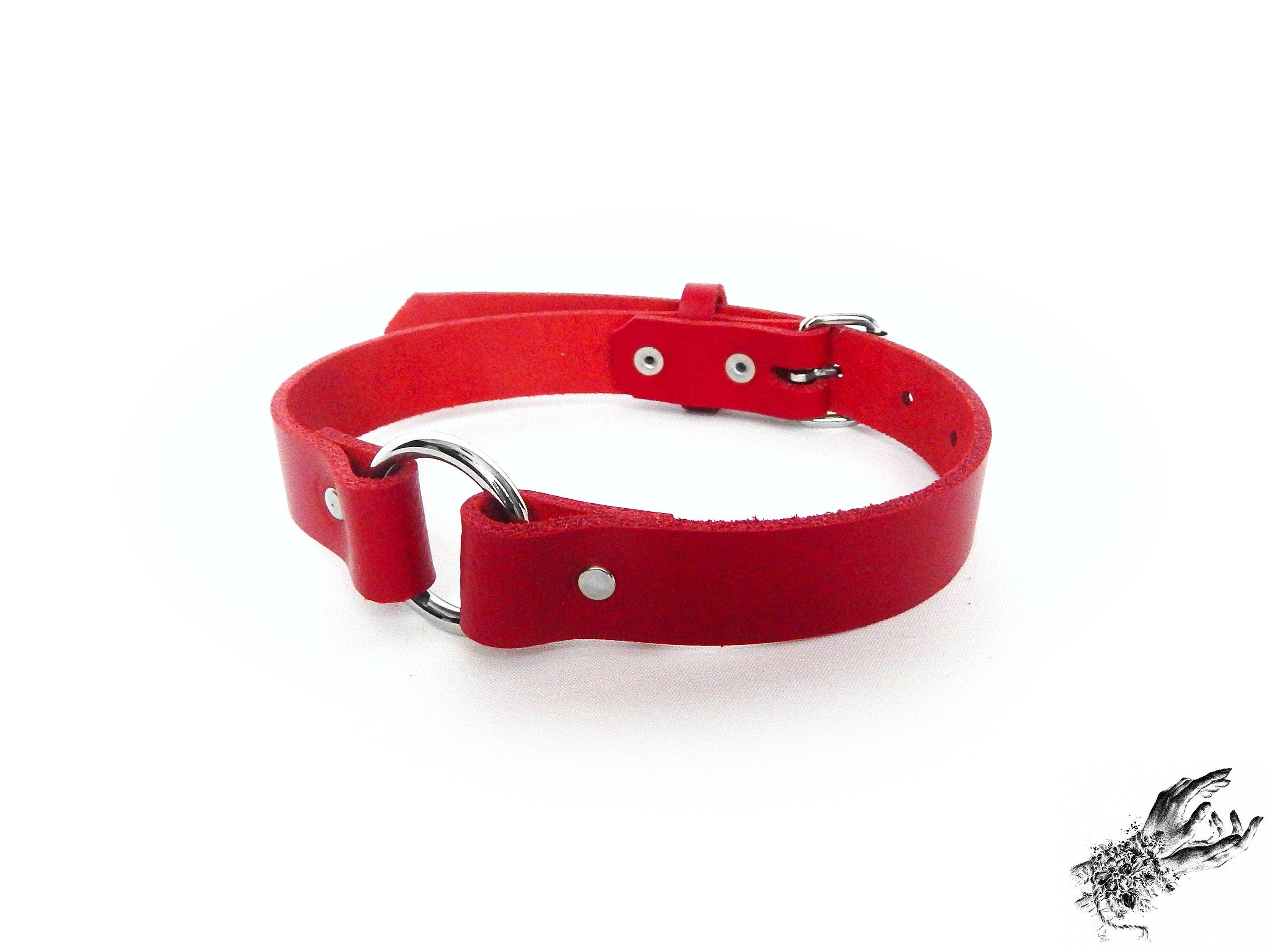 Red deals leather choker